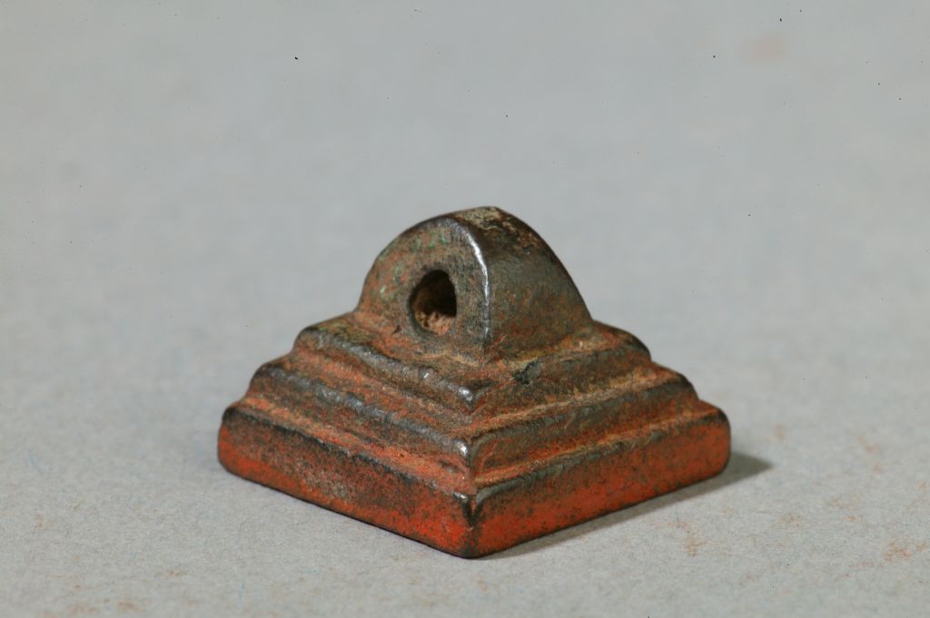 张弘捕鱼图案铜印